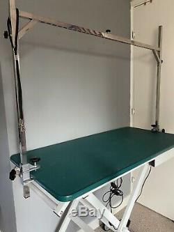 Electric Mobile Dog Grooming Table