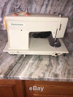 Kenmore Sewing Machine 158.13570 Heavy duty With samples+carrying case (N03A)