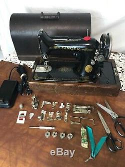 SERVICED Heavy Duty Vtg Singer Sewing Machine 99 Denim Leather Portable 3/4 Size
