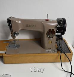SINGER 201K Vintage Heavy Duty Portable Retro Sewing Machine With Case + Extras