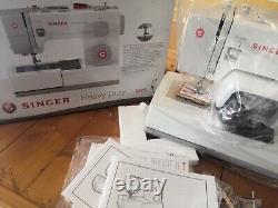 SINGER 5523 Heavy Duty Sewing Machine White