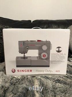 Singer sewing machine 4423 heavy duty